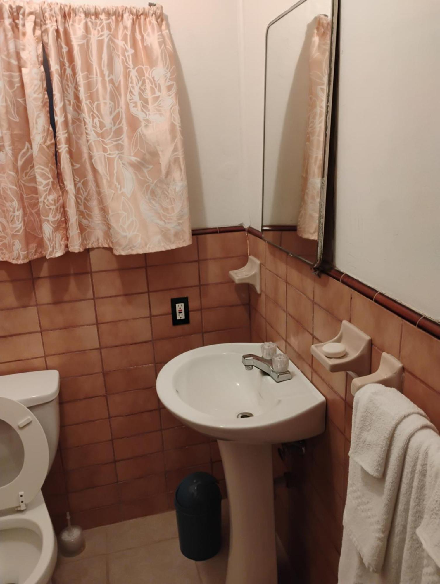 Bv Motel Llc Searchlight Quarto foto
